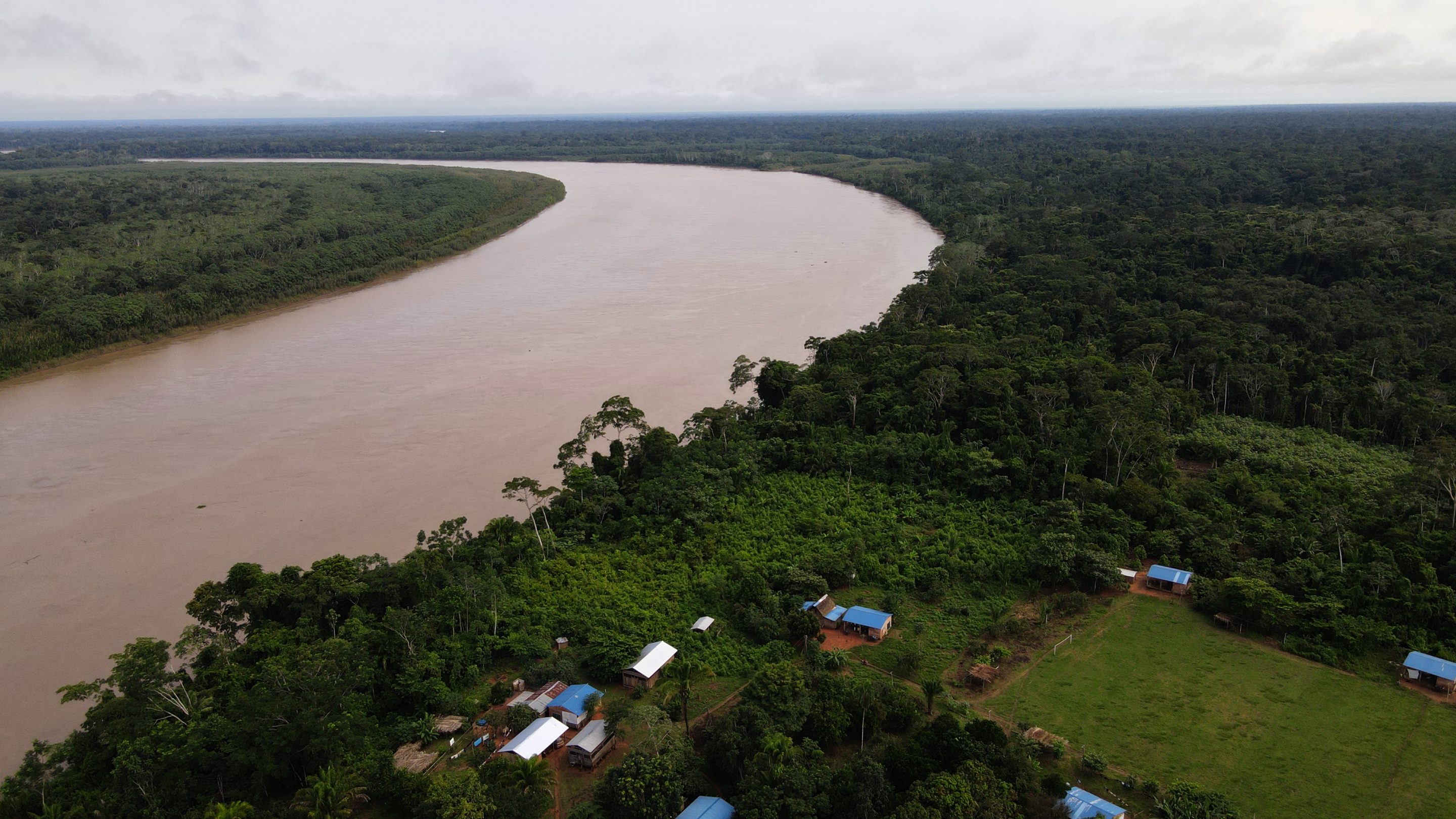 Arriva a Palazzo Moroni “La casa foresta”, una mostra fotografica dedicata ai coltivatori di noci dell’Amazzonia